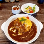 A Kitchen - オムチーズカレー(ハーフ) 750円