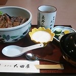 太田屋 - ステーキ丼　997円（税込）