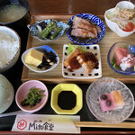 Sake to Meshi Mitu Shokudo - 