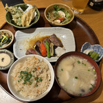 Torafuku Rumine Shinjuku Ten - スタミナ定食(牛ステーキの和風ソース)