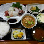 Koma - 刺身定食