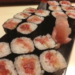 Miyuki Sushi Noborito Ten - ネギトロ巻ww
                      
                      うまーーーーーし！！