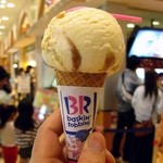 Thirty-One Ice Cream Ion Nagoya Dome Maeten - キャラメルリボン･ダブル400円