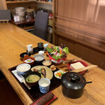 平山旅館 - 朝食全景（このあと目玉焼きがきました）