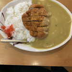 オークレストラン - 昔ながらの黄色いカツカレー¥880