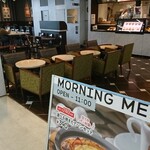 Saint Marc Cafe Mega Don Kihote Himeji Hirohatake Ten - 店内