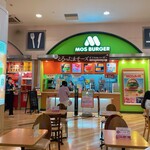 MOS BURGER Ion Moru Nagoya Domu Mae Ten - お店の外観です