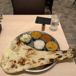 BOMBAY SIZZLERS - 