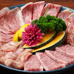 Manpuku Taishu Yakiniku - 5種盛り