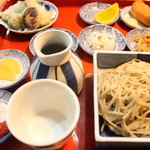 Teuchi Soba Gokurakuno Morioka Shichuo Kominkan Ten - あねっこ定食