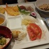 三朝ロイヤルホテル - 料理写真:お寿司、天麩羅、刺身など。