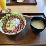 ダイニング&カフェ ぽんぽこ - ローストビーフ丼