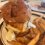 BELLOWS BURGER - 