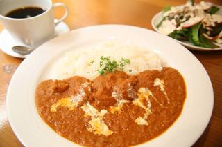 Coyote - バターチキンカレー！！女性のお口にあわせてまろやかに仕上げています。おいしいよ！