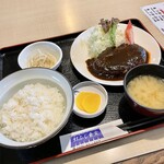 Beni Fuji Shokudo - ハンバーグ定食