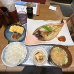 Himonoya Kanbee - 北海道礼文島産三段熟成真ほっけ　開き大 1,080円　選べるおかず　出汁巻き玉子