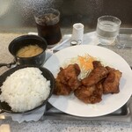 グレコ - 日替わりランチ(からあげ) 650円　食後のコーヒー 100円