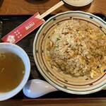 あじへい - 焼飯　600円（税込）
      　パラパラ感あり、刻み人参もコリコリで
      　良かったです❗️