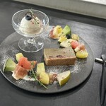 nodate - ほうじ茶とサワーチェリーのチーズケーキ