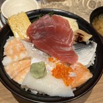 Botan Honatsugi Mirodo Ten - 海鮮丼