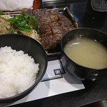 STEAK HOUSE SATOU Kichijoji - ご飯とみそ汁