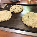 Okonomiyaki Dondon - 豚たま、すじこん、豚モダン