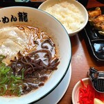 Hakata Ramen Ryu - 餃子とご飯のランチ