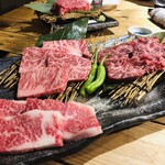 Honba Tokusen Omi Gyu Yakiniku Sukiyaki Ikemoto - 