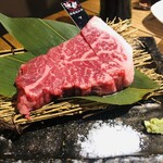 Honba Tokusen Omi Gyu Yakiniku Sukiyaki Ikemoto - 