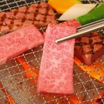 Yakiniku Yawara - 備長炭で焼く黒毛和牛は最高です