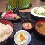 Sakanaya Dojo Chofu Higashiguchi Ten - 刺身定食