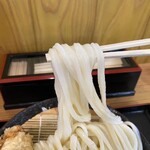 手打ちうどん 大蔵 - 上手く出来てます兼近大輝、うどんリフト(・・?)