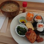 おにぎり まめふく - 料理写真: