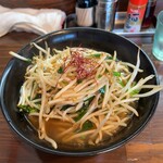 拉麺ハッパ - 料理写真:ハッパラーメン ＋具大盛