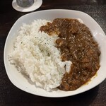 Lighting Bar coconoca9 - 2日間煮込んだ無水カレー 1000円+税（R5.12時点）