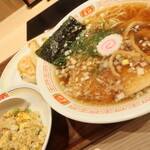 Gyoza no Osho Ion Kamagaya Ten - 忘れられない中華そばセット