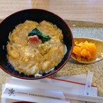 福寿堂秀信 - 令和6年3月 営業時間(10:00〜18:00)
湯葉丼(漬けもの付) 税込990円