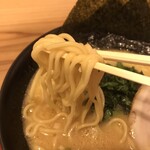 Yokohama Iekei Ramen Kimuya - リフト