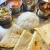 Curry House MUMBAI Matsudo Ten - MUMBAI Set:カシミールカレー・ポークカレー・バターチキンカレー/チーズナン