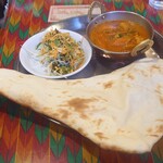 JAY GANESHA - Bセット　１カレー（ベジタブルカレー）+サラダ+ナンorライス+飲み物のセット