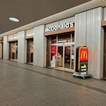 McDonald's Jei A Himeji Eki Higashiguchi Ten - 店の外観