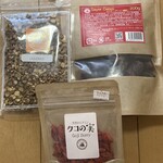 KOBE SPICE Kobe Kokusai Kaikan Sol Ten - デーツ200g ¥420ほか