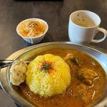 day's curry  - 暫く待つと注文した北インドチキンカレー９５０円の出来上がりです。