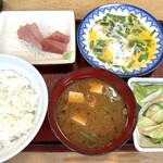 日の出寿し食堂 - 