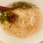 Umaimon Dokoro Tadaima Hakata Nakasu Ten - 梅ラーメン