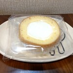 FROMAGERIE FROMAGE-N - スフレロールケーキ　カマンベール　432円税込