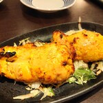 Asian Restaurant Raja&Bar - ガーリックティッカ2個605円