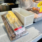 那須高原サービスエリア（上り線）ショッピングコーナー - 御養卵だし巻き玉子串　３５０円