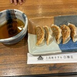 レストラン小梨 - そば餃子ヾ(๑⃙⃘´ꇴ｀๑⃙⃘)ﾉ