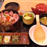 但馬牛肉まぶし・鰻 かぐら神重 - 